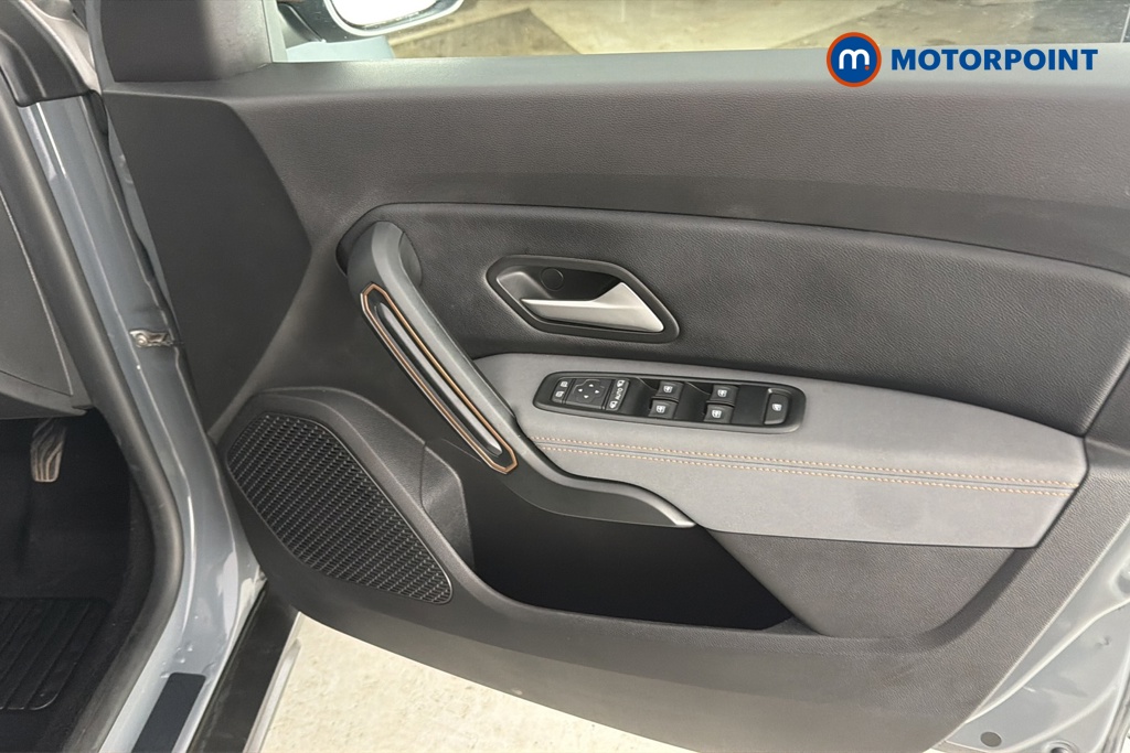 Dacia Duster Extreme Automatic Petrol SUV - Stock Number (1679504) - 18th supplementary image