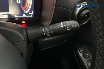Nissan Juke N-Connecta Automatic Petrol-Electric Hybrid SUV - Stock Number (1662785) - 6th supplementary image