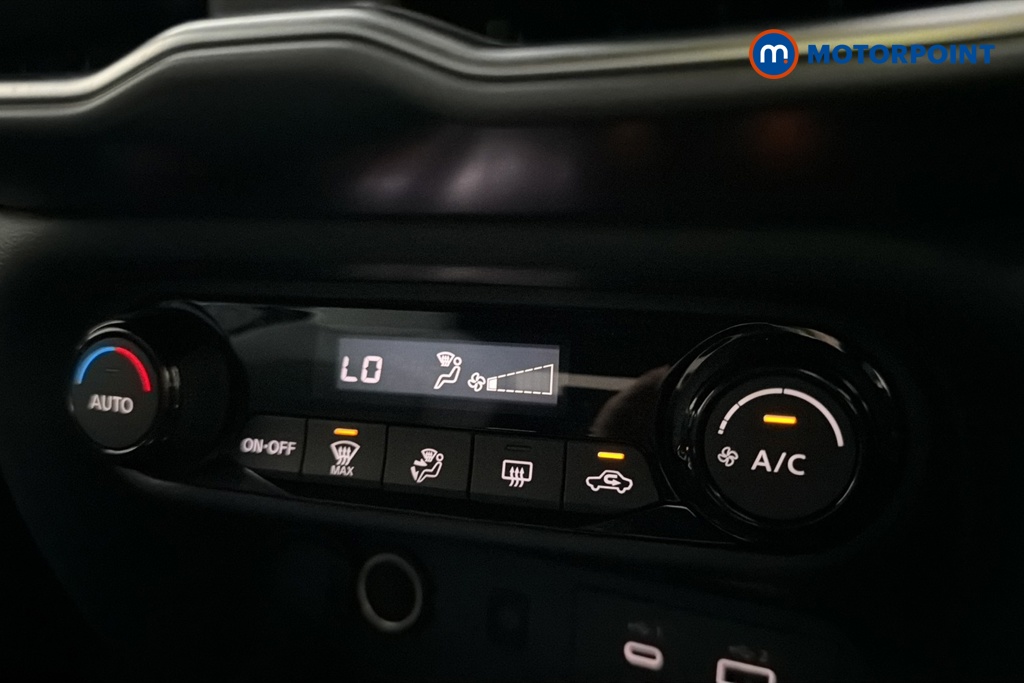 Nissan Juke N-Connecta Automatic Petrol-Electric Hybrid SUV - Stock Number (1662785) - 12th supplementary image