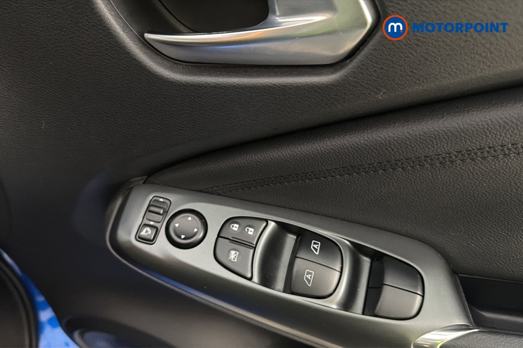 Nissan Juke N-Connecta Automatic Petrol-Electric Hybrid SUV - Stock Number (1662785) - 19th supplementary image