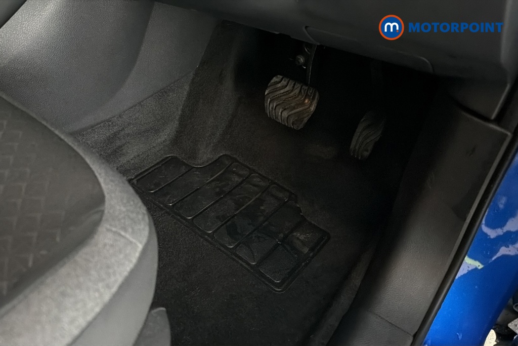 Nissan Juke N-Connecta Automatic Petrol-Electric Hybrid SUV - Stock Number (1662785) - 24th supplementary image