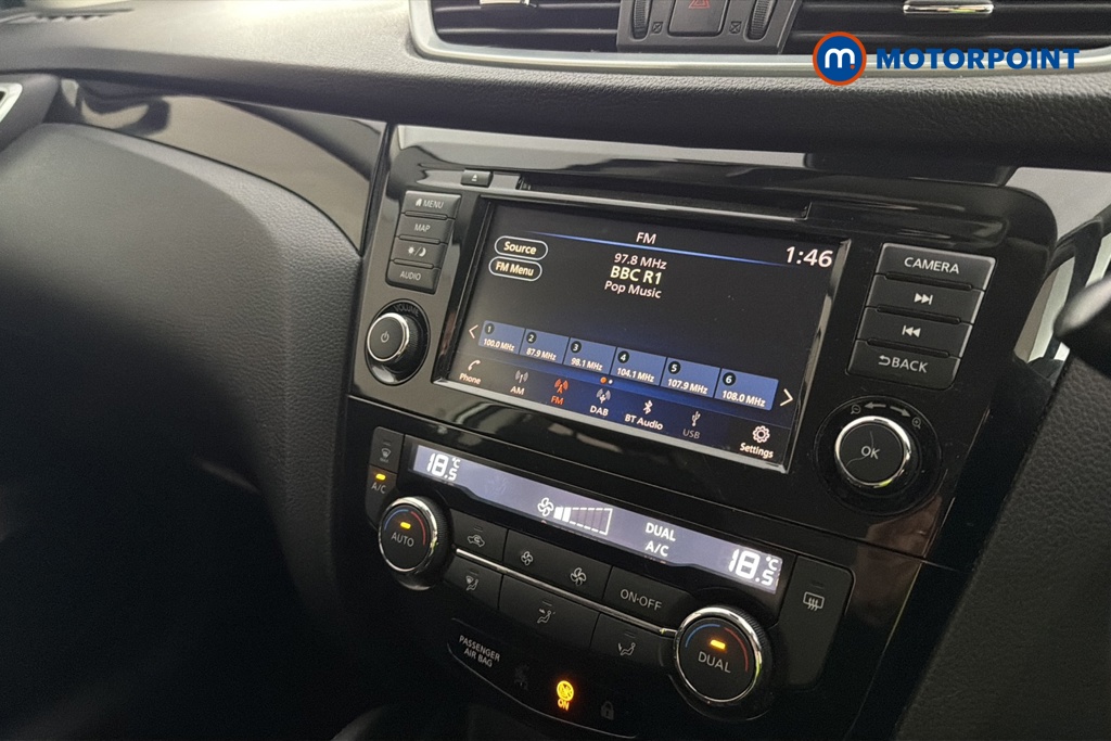 Nissan Qashqai Acenta Premium Automatic Petrol SUV - Stock Number (1664958) - 8th supplementary image