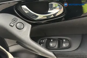 Nissan Qashqai Acenta Premium Automatic Petrol SUV - Stock Number (1664958) - 19th supplementary image