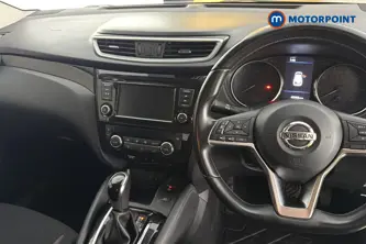 Nissan Qashqai Acenta Premium Automatic Petrol SUV - Stock Number (1664958) - 1st supplementary image