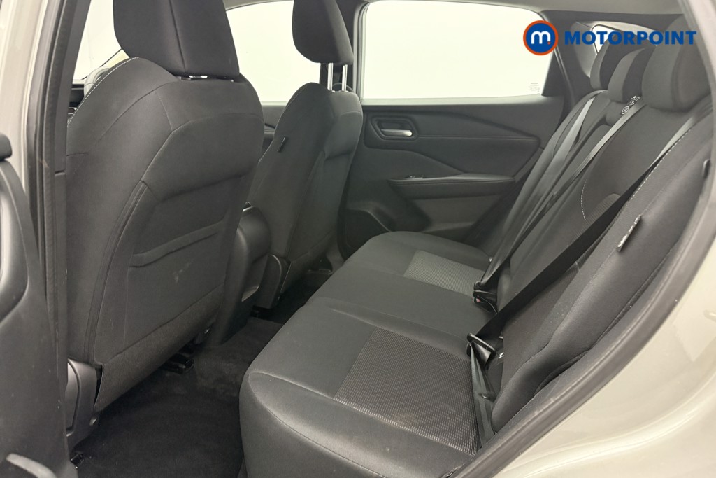 Nissan Qashqai Acenta Premium Manual Petrol SUV - Stock Number (1667424) - 4th supplementary image