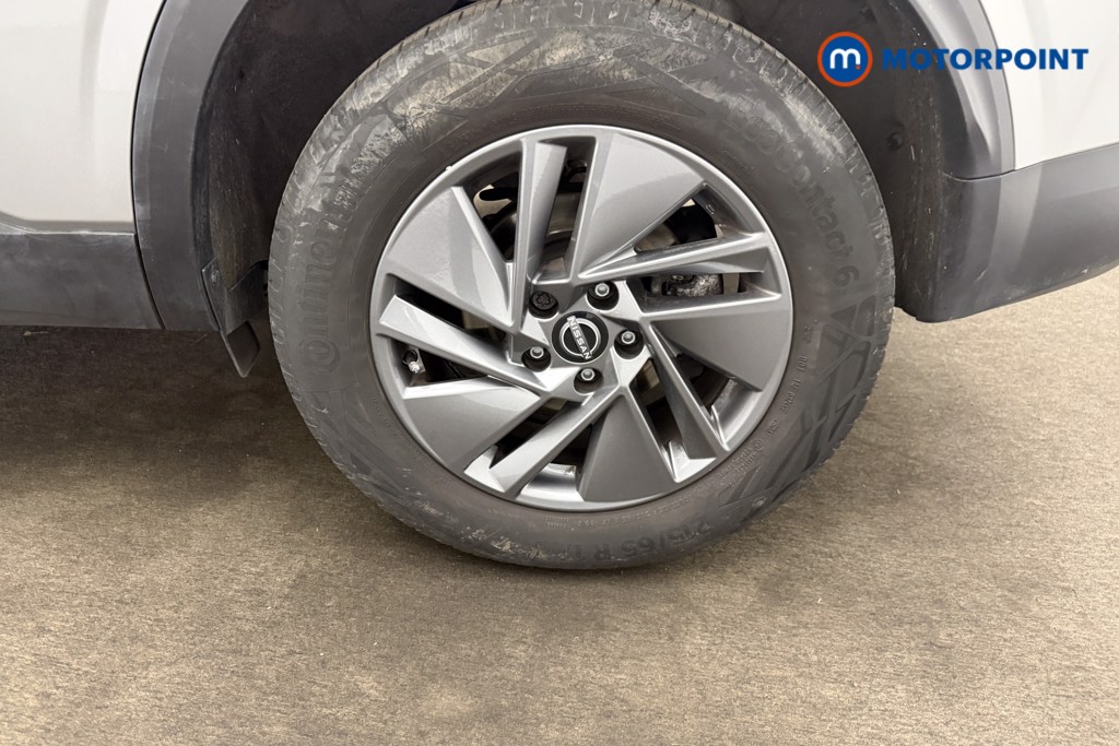 Nissan Qashqai Acenta Premium Manual Petrol SUV - Stock Number (1667424) - 23rd supplementary image