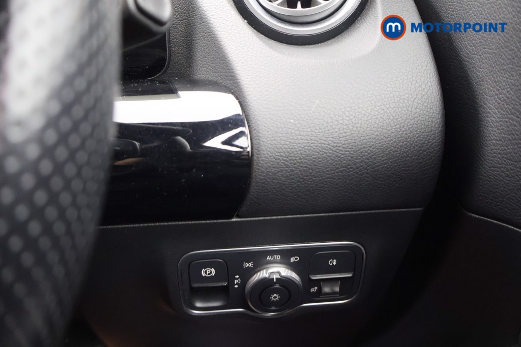 Mercedes-Benz GLA Amg Line Automatic Petrol SUV - Stock Number (1667559) - 7th supplementary image