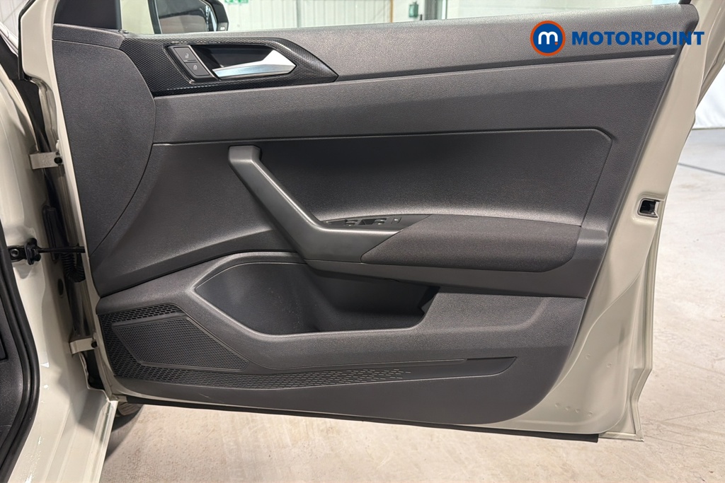 Volkswagen Polo Life Manual Petrol Hatchback - Stock Number (1670380) - 18th supplementary image