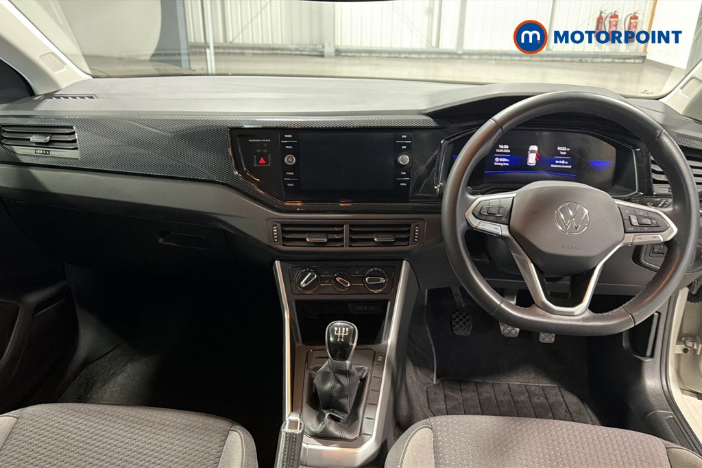 Volkswagen Polo Life Manual Petrol Hatchback - Stock Number (1670380) - 1st supplementary image