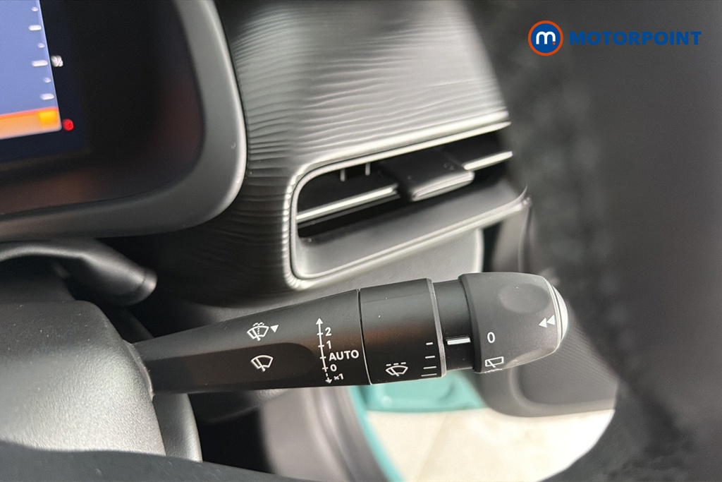 Jeep Avenger Altitude Manual Petrol SUV - Stock Number (1672035) - 6th supplementary image