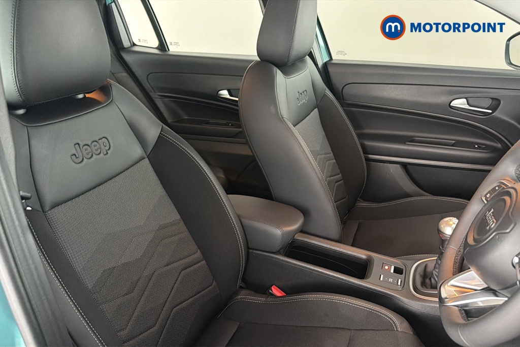 Jeep Avenger Altitude Manual Petrol SUV - Stock Number (1672035) - 22nd supplementary image