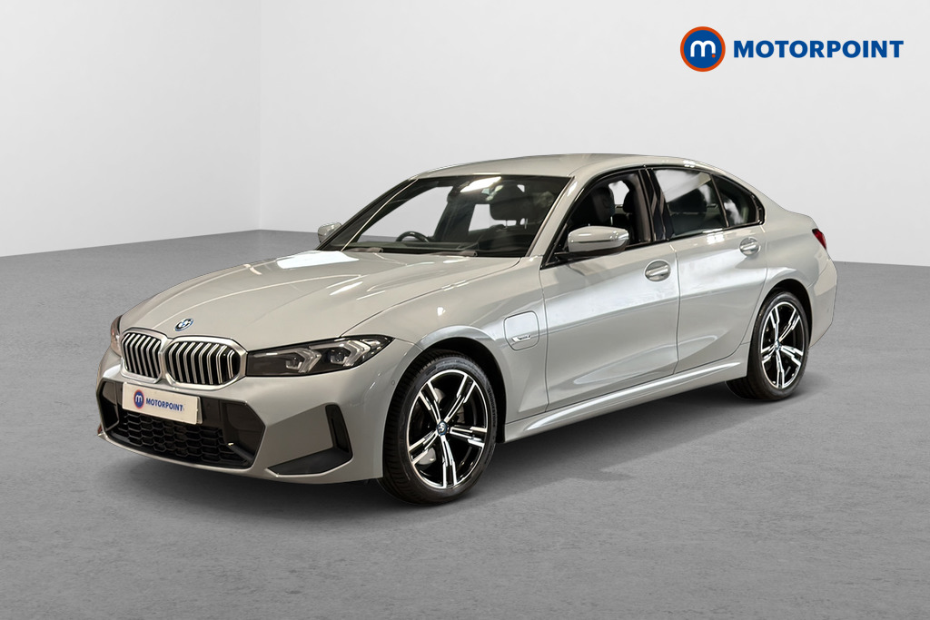 BMW 3 Series M Sport Automatic Petrol Plug-In Hybrid Saloon - Stock Number (1672439) - Passenger side front corner