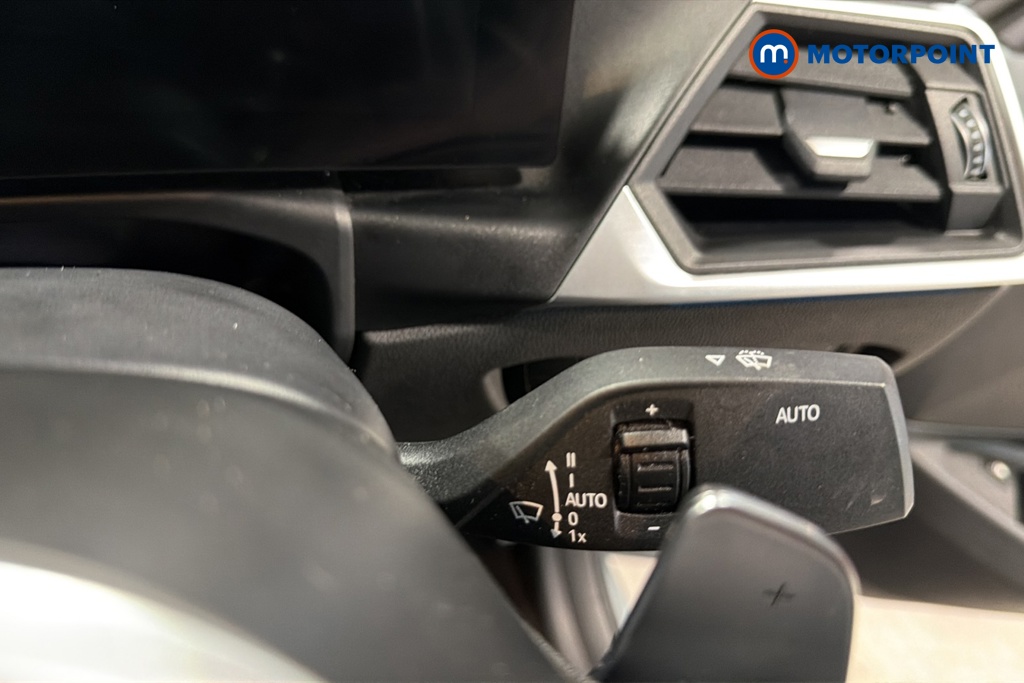 BMW 3 Series M Sport Automatic Petrol Plug-In Hybrid Saloon - Stock Number (1672439) - 6th supplementary image