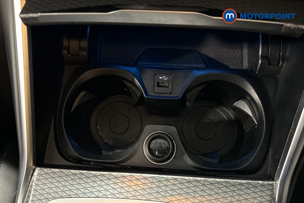 BMW 3 Series M Sport Automatic Petrol Plug-In Hybrid Saloon - Stock Number (1672439) - 16th supplementary image
