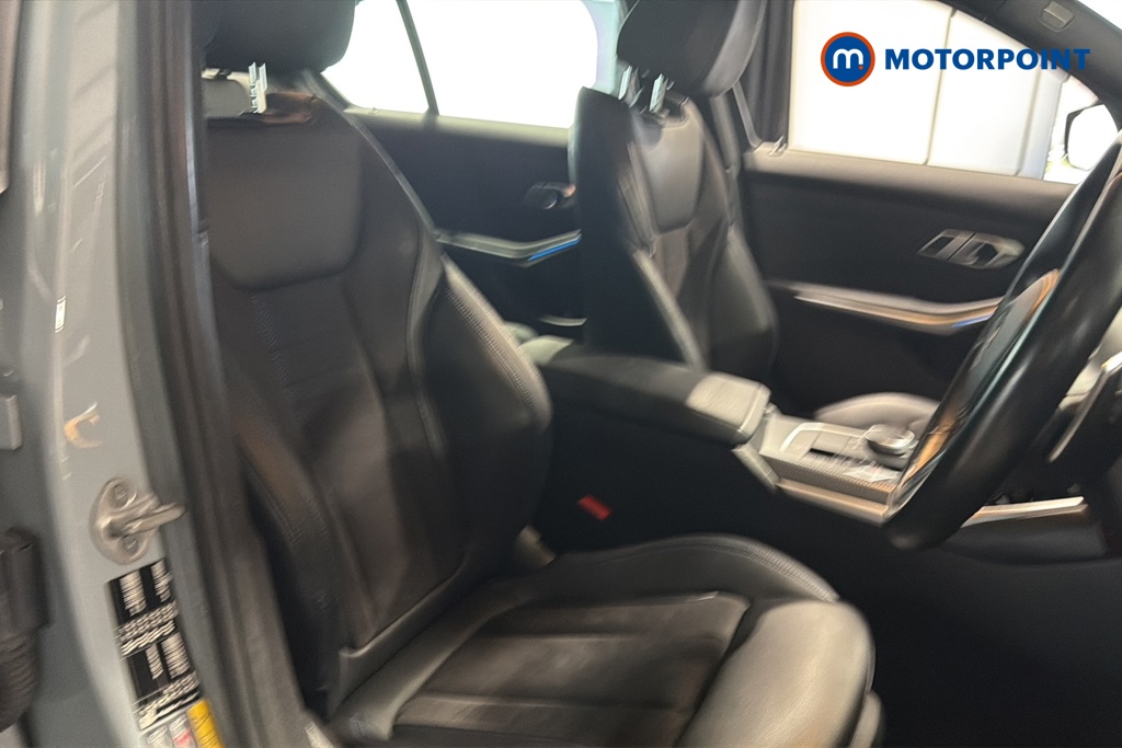 BMW 3 Series M Sport Automatic Petrol Plug-In Hybrid Saloon - Stock Number (1672439) - 22nd supplementary image