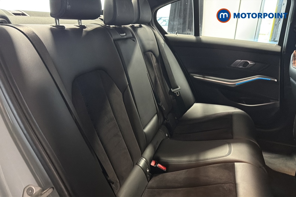 BMW 3 Series M Sport Automatic Petrol Plug-In Hybrid Saloon - Stock Number (1672439) - 25th supplementary image