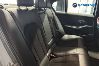 BMW 3 Series M Sport Automatic Petrol Plug-In Hybrid Saloon - Stock Number (1672439) - 25th supplementary image