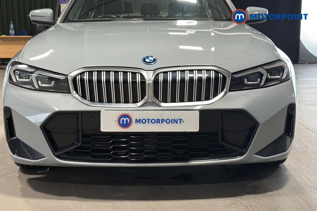 BMW 3 Series M Sport Automatic Petrol Plug-In Hybrid Saloon - Stock Number (1672439) - 43rd supplementary image