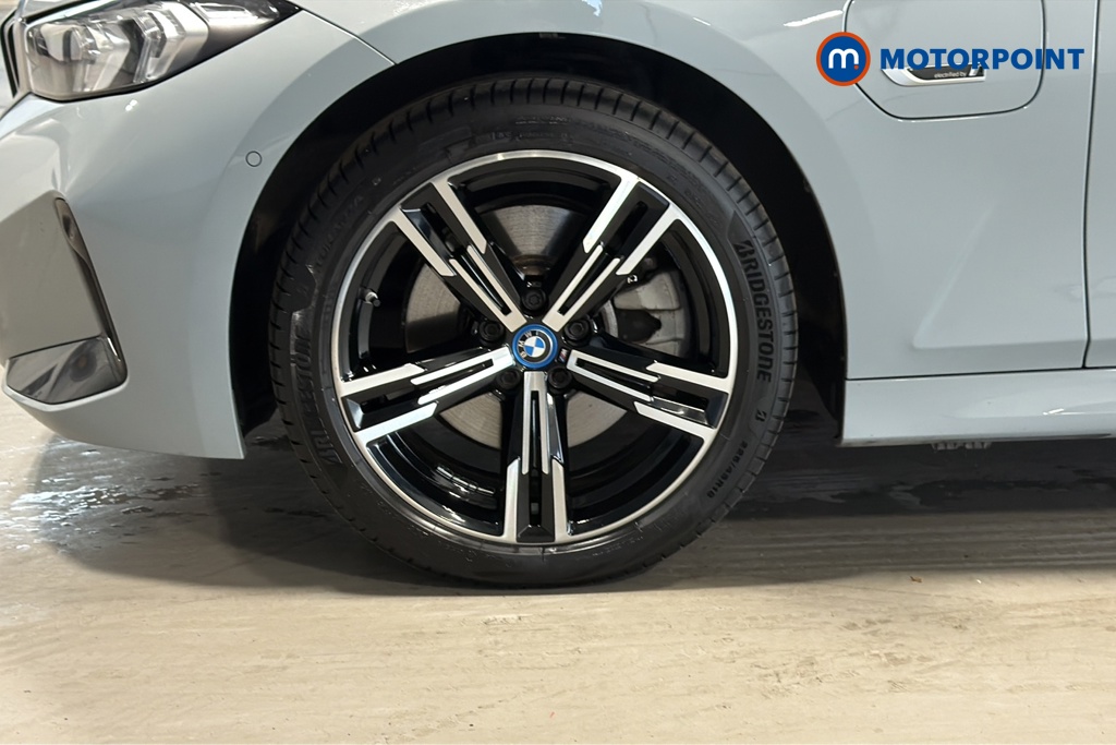BMW 3 Series M Sport Automatic Petrol Plug-In Hybrid Saloon - Stock Number (1672439) - 44th supplementary image