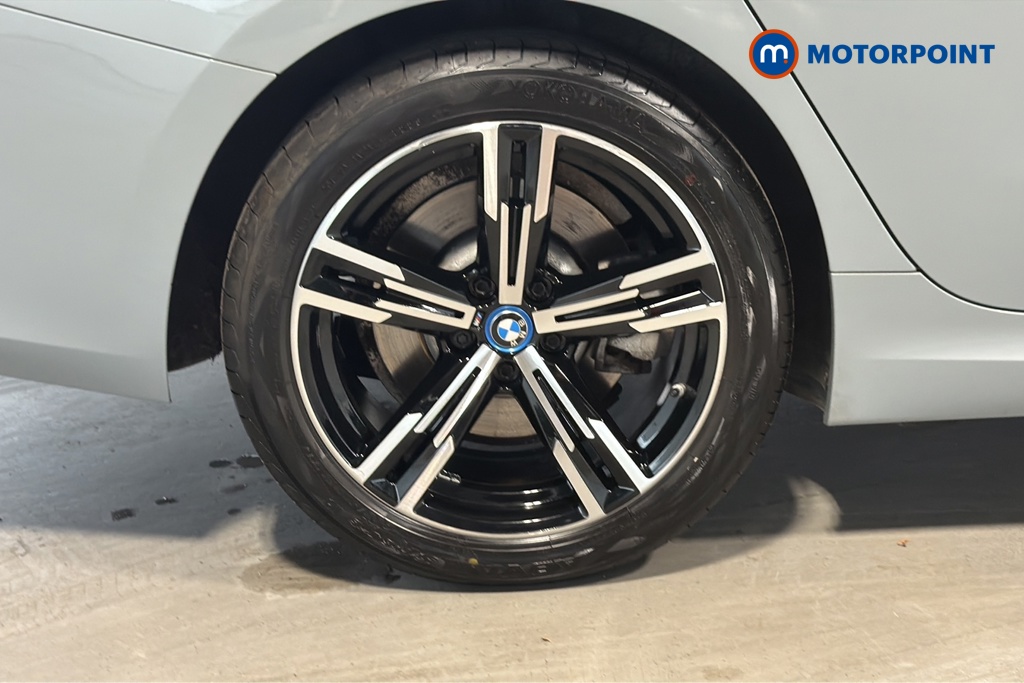 BMW 3 Series M Sport Automatic Petrol Plug-In Hybrid Saloon - Stock Number (1672439) - 46th supplementary image