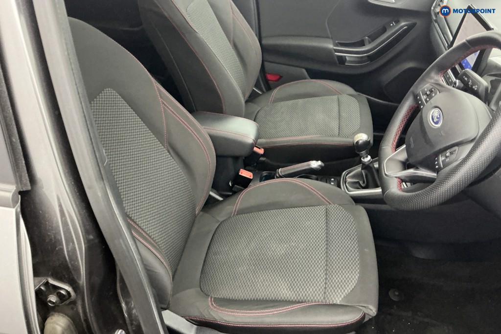Ford Puma St-Line Manual Petrol SUV - Stock Number (1672455) - 5th supplementary image