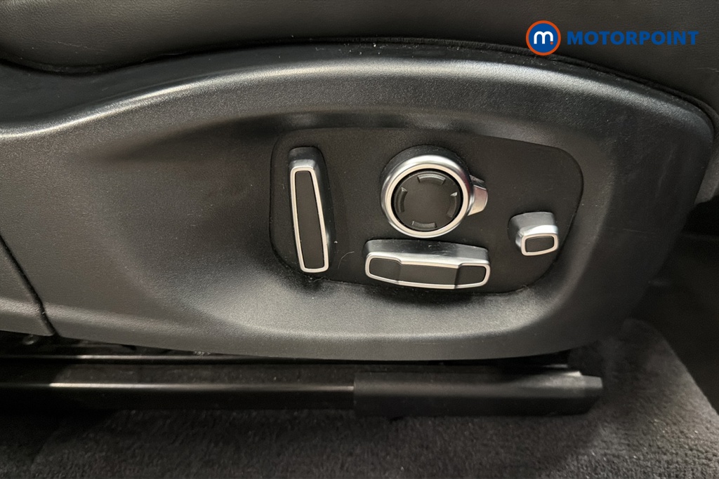 Jaguar E-Pace First Edition Automatic Diesel SUV - Stock Number (1672906) - 23rd supplementary image