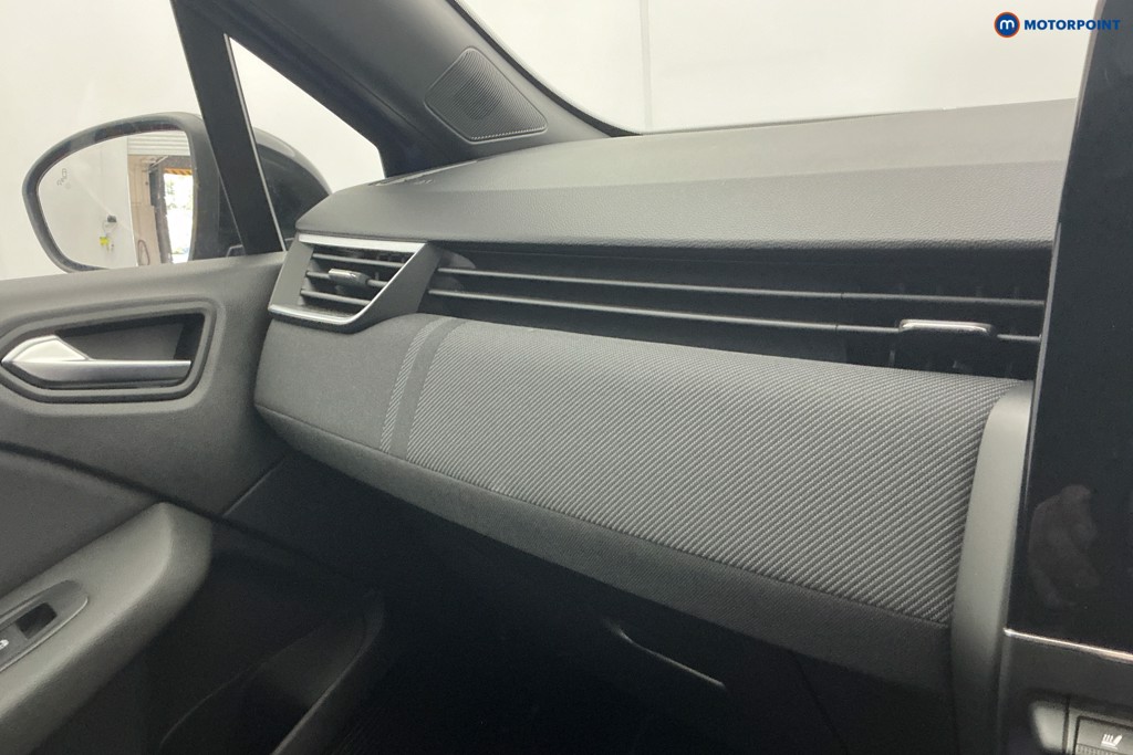Renault Clio Esprit Alpine Manual Petrol Hatchback - Stock Number (1673518) - 20th supplementary image