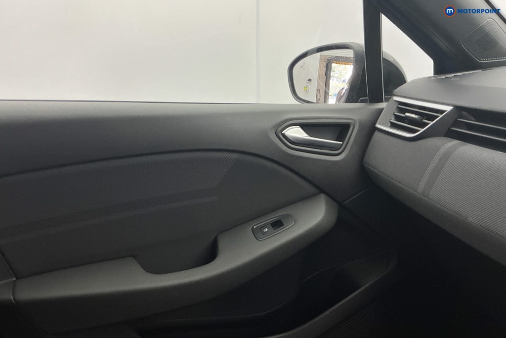 Renault Clio Esprit Alpine Manual Petrol Hatchback - Stock Number (1673518) - 21st supplementary image