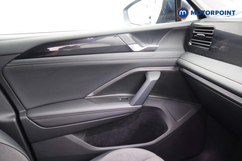 Volkswagen Tiguan Match Automatic Petrol SUV - Stock Number (1674100) - 12th supplementary image