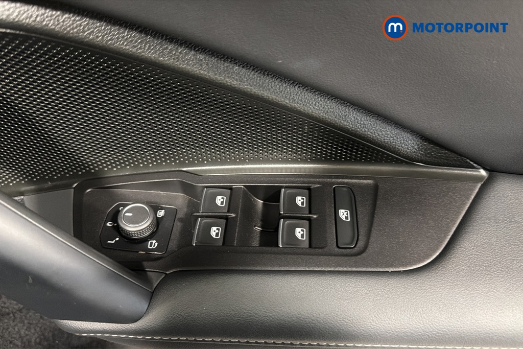 Volkswagen Tiguan R-Line Automatic Petrol SUV - Stock Number (1674565) - 19th supplementary image