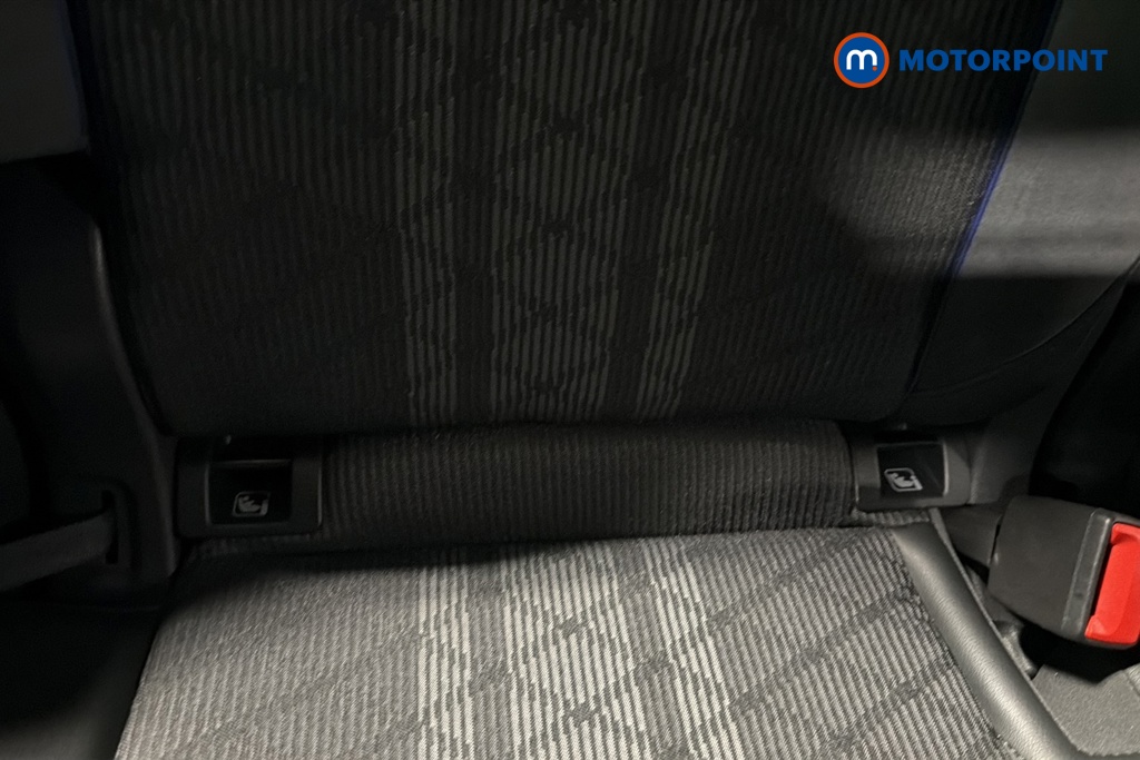 Volkswagen Tiguan R-Line Automatic Petrol SUV - Stock Number (1674565) - 27th supplementary image