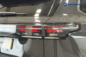 Volkswagen Tiguan R-Line Automatic Petrol SUV - Stock Number (1674565) - 36th supplementary image