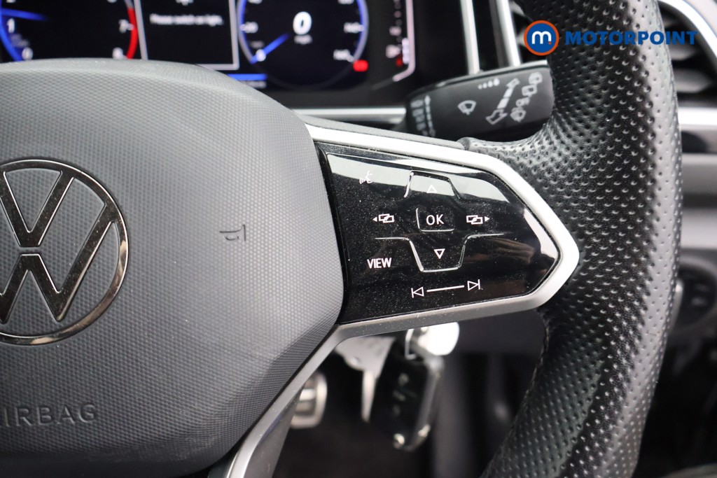 Volkswagen T-Roc R-Line Manual Petrol SUV - Stock Number (1674745) - 3rd supplementary image