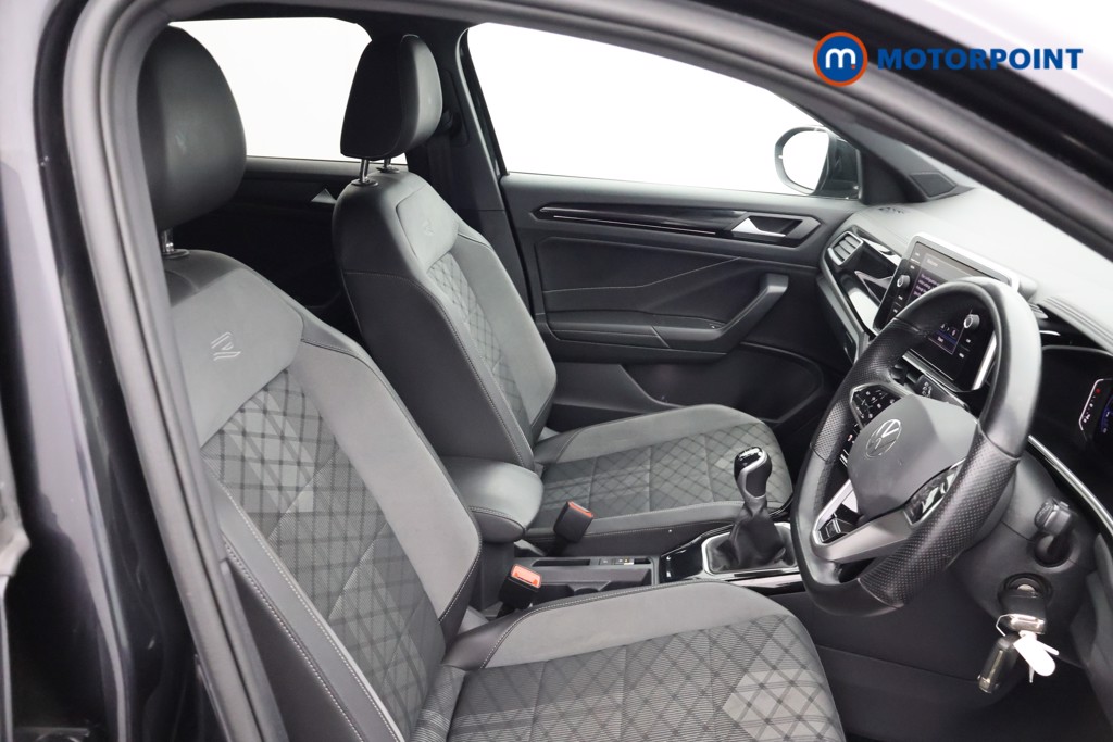 Volkswagen T-Roc R-Line Manual Petrol SUV - Stock Number (1674745) - 14th supplementary image