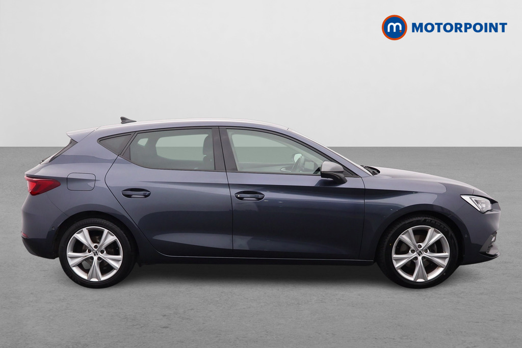 Seat Leon FR Manual Petrol Hatchback - Stock Number (1674759) - Drivers side