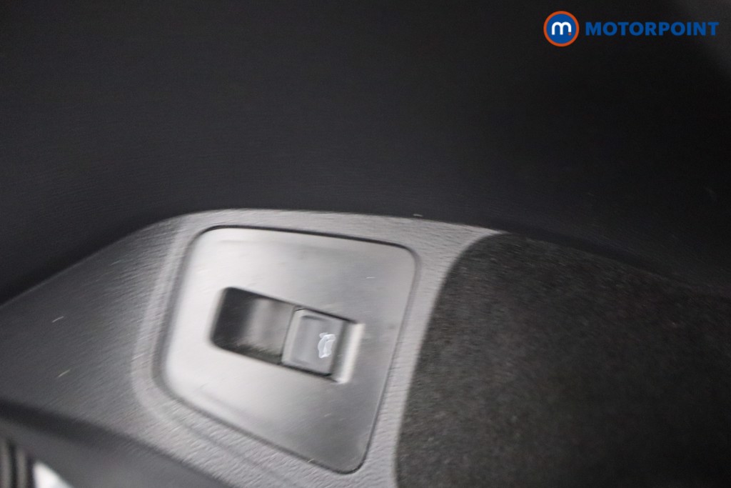 Volkswagen Tiguan Allspace Life Manual Petrol SUV - Stock Number (1675752) - 12th supplementary image