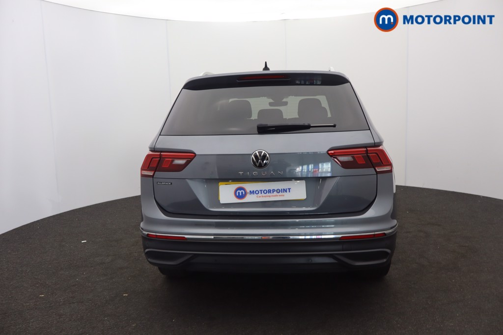 Volkswagen Tiguan Allspace Life Manual Petrol SUV - Stock Number (1675752) - 1st supplementary image