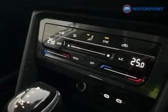 Volkswagen Tiguan Allspace Life Automatic Petrol SUV - Stock Number (1675755) - 12th supplementary image