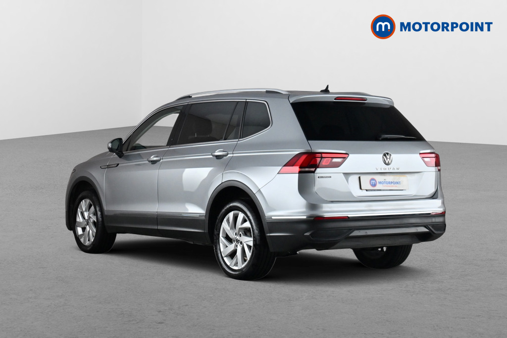Volkswagen Tiguan Allspace Life Automatic Petrol SUV - Stock Number (1675755) - Drivers side rear corner