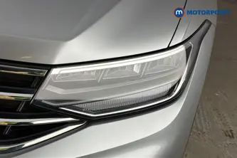 Volkswagen Tiguan Allspace Life Automatic Petrol SUV - Stock Number (1675755) - 42nd supplementary image