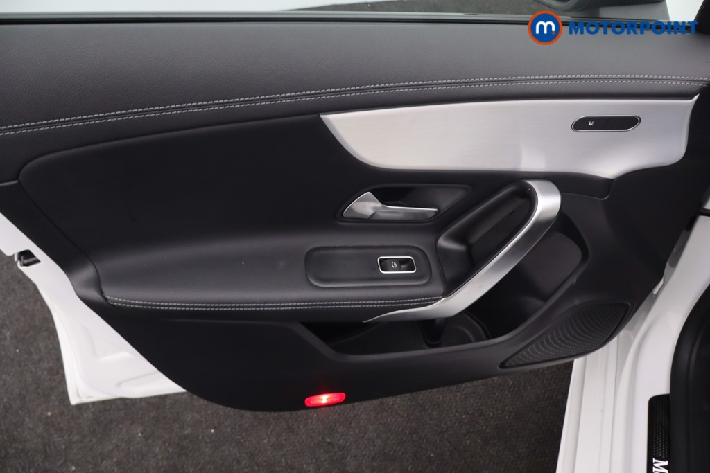 Mercedes-Benz CLA Amg Line Automatic Petrol Plug-In Hybrid Estate - Stock Number (1676076) - 40th supplementary image