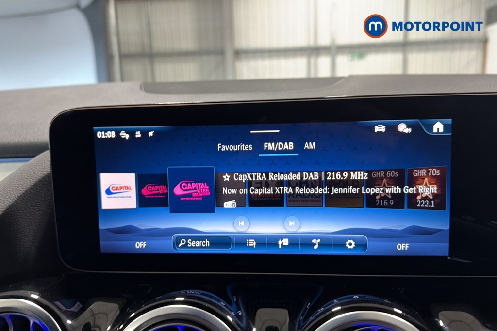 Mercedes-Benz GLA Amg Line Automatic Petrol SUV - Stock Number (1676366) - 8th supplementary image