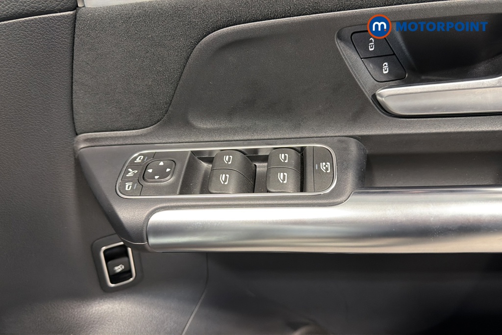Mercedes-Benz GLA Amg Line Automatic Petrol SUV - Stock Number (1676366) - 19th supplementary image