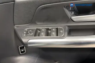 Mercedes-Benz GLA Amg Line Automatic Petrol SUV - Stock Number (1676366) - 19th supplementary image