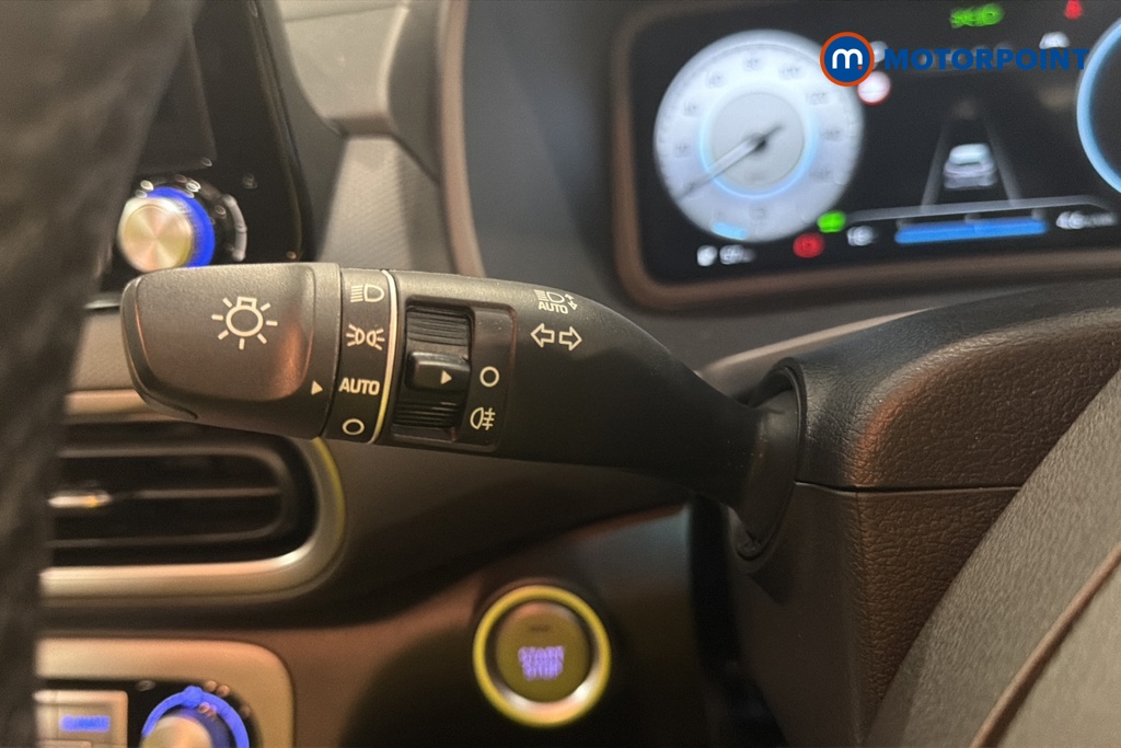Hyundai Kona Premium Automatic Electric SUV - Stock Number (1676752) - 5th supplementary image