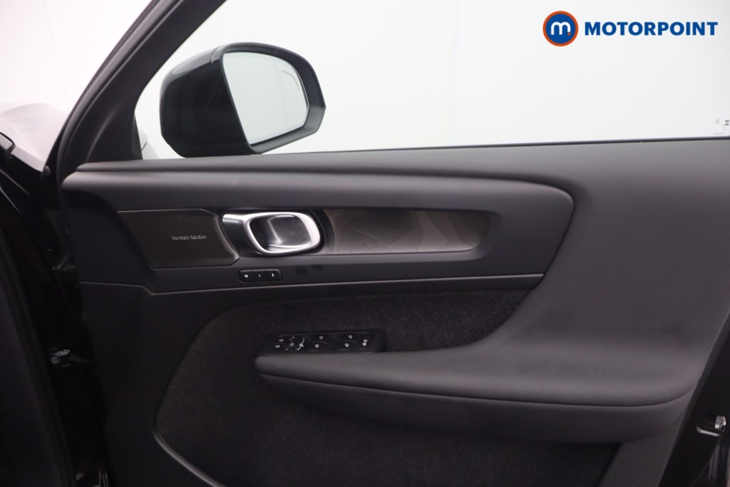 Volvo Ex40 Ultra Automatic Electric SUV - Stock Number (1677441) - 10th supplementary image