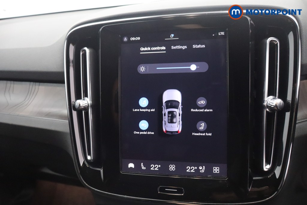 Volvo Ex40 Ultra Automatic Electric SUV - Stock Number (1677441) - 21st supplementary image