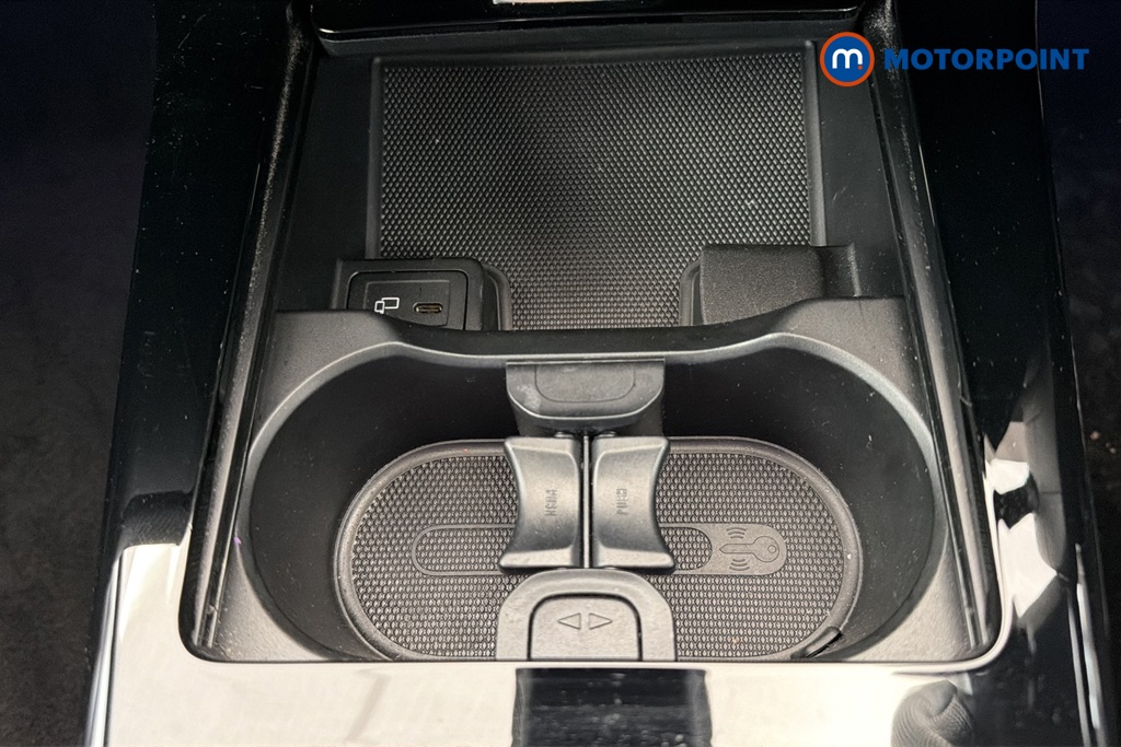 Mercedes-Benz CLA Amg Line Automatic Petrol Coupe - Stock Number (1677498) - 16th supplementary image