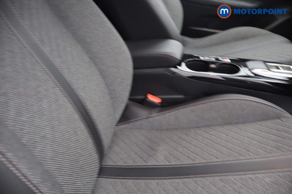 Peugeot 208 Style Automatic Electric Hatchback - Stock Number (1677512) - 9th supplementary image