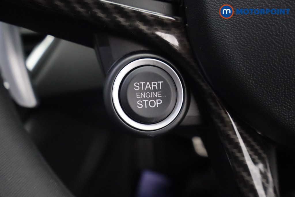 Alfa Romeo Giulia Veloce Automatic Petrol Saloon - Stock Number (1677587) - 5th supplementary image